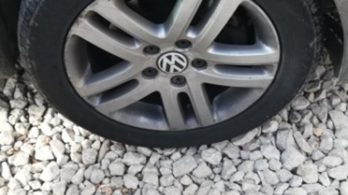 Mocheta portbagaj Volkswagen Golf 6 2011