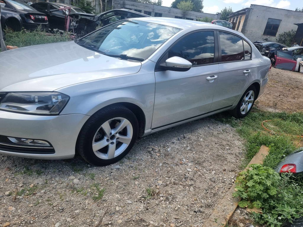 Mocheta portbagaj Volkswagen Passat B7 2