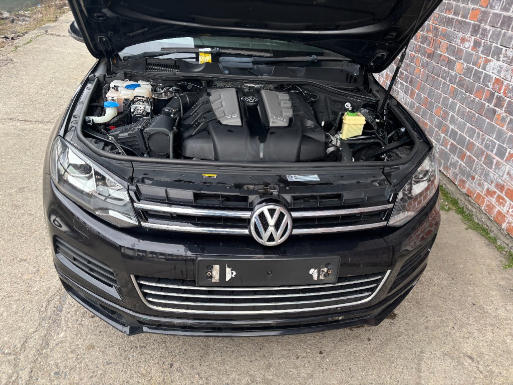 Mocheta portbagaj Volkswagen Touareg 7P 