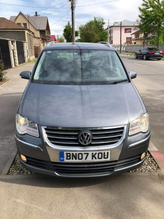 Mocheta portbagaj Volkswagen Touran 2007 Monovolum 2.0BKD