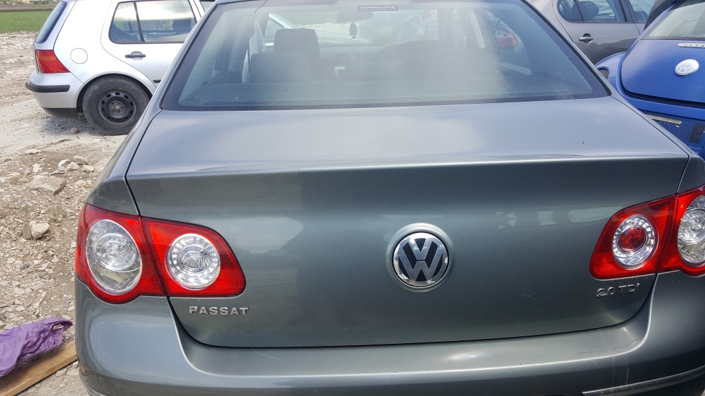 Mocheta portbagaj VW Passat B6 2005 berlina 2 TDI