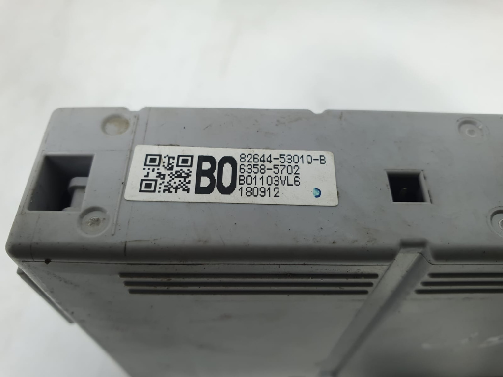 Modul 82644-53010-b Lexus IS XE30 [facel