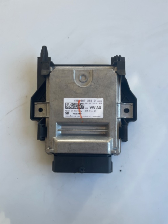 Modul adblue Audi A4 (2015->) [8W2, B9] cod 4m0907355d