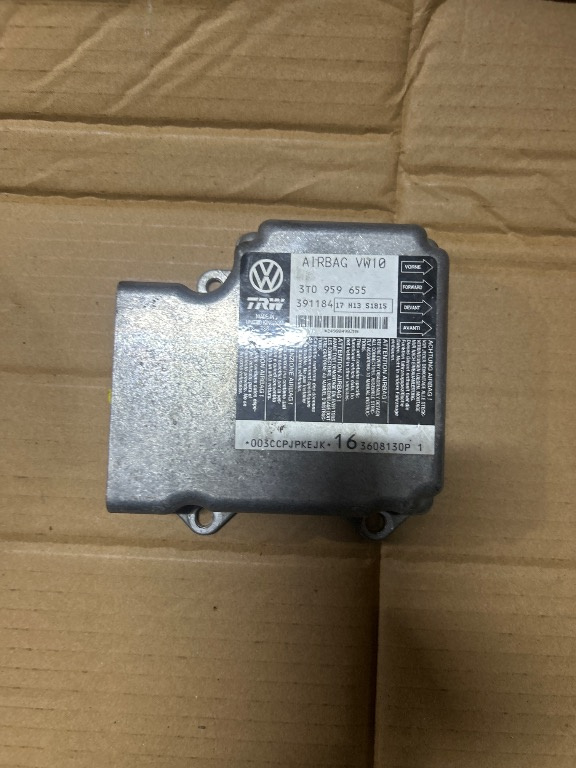 Modul airbag Skoda superb cod 3T0959655