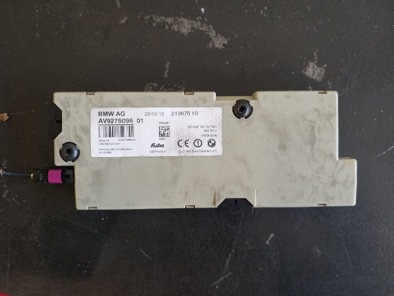 Modul antena BMW F10 cod 213675-10