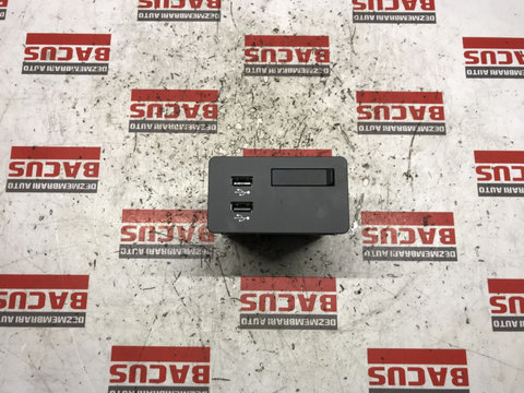 Modul Auxiliar / Port USB / Card SD Mazda CX-30 An 2022 Cod 669U0B