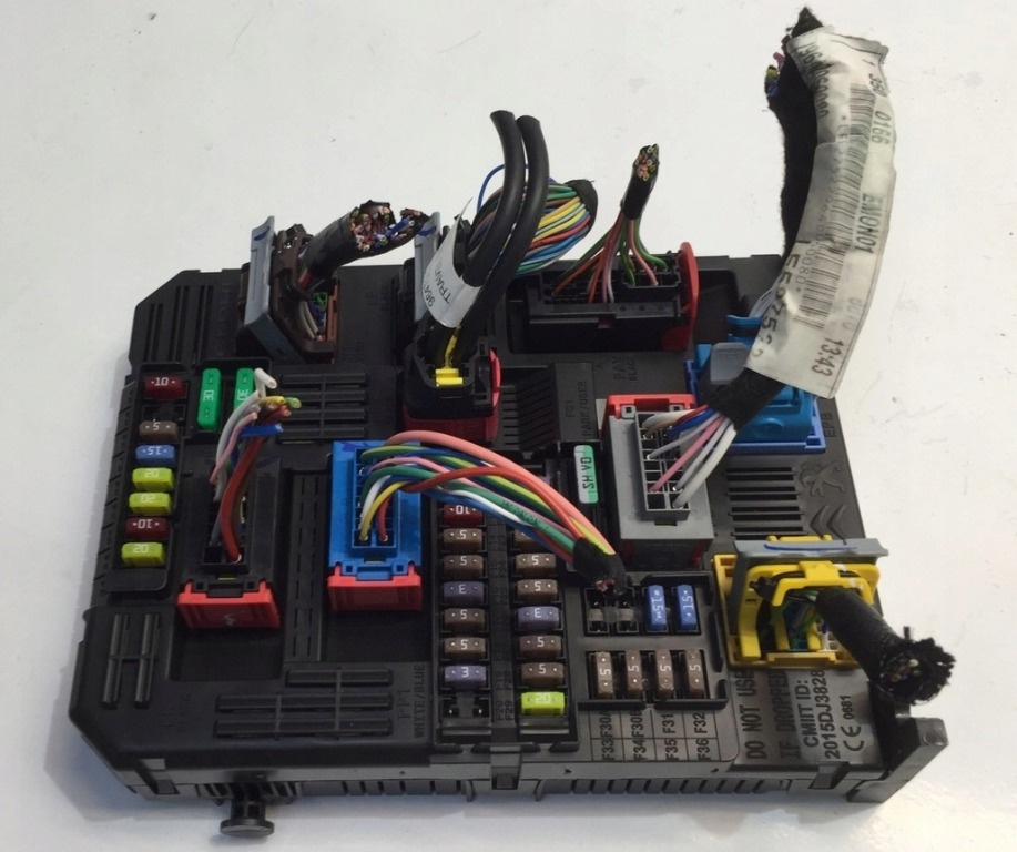 Modul BSI Citroen C4 III 1.2 THP 9832881080 2021