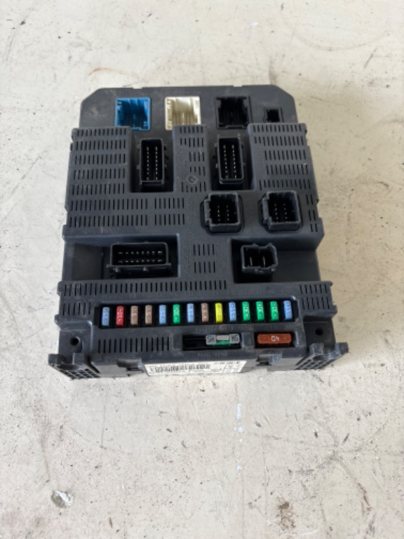 Modul BSI panou sigurante Citroen C4 cod 9663798480 Peugeot / Citroen