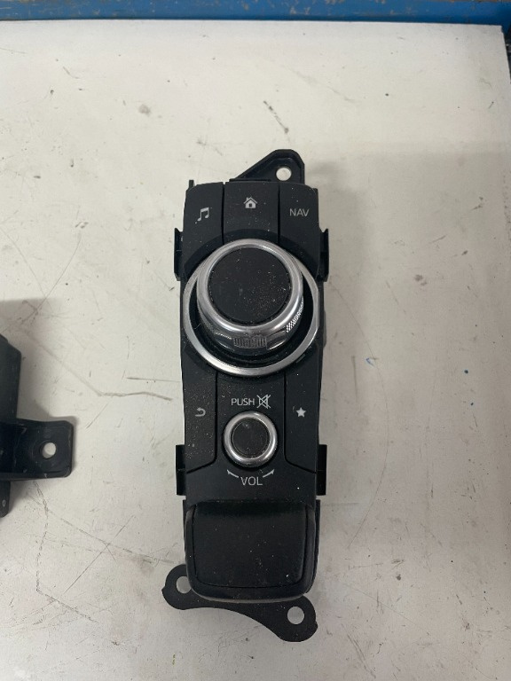 Modul butoane consola navigatie Mazda Cx3 Cx-3 2013 2014 2015 2016 2017 2018 db5j66cmo