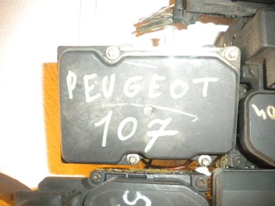 Modul/calculator ABS Peugeot 107