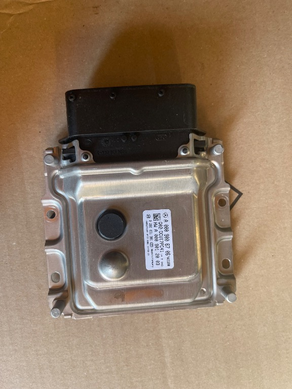 Modul / calculator Adblue Mercedes C class w205 2014-2018 cod A0009006706
