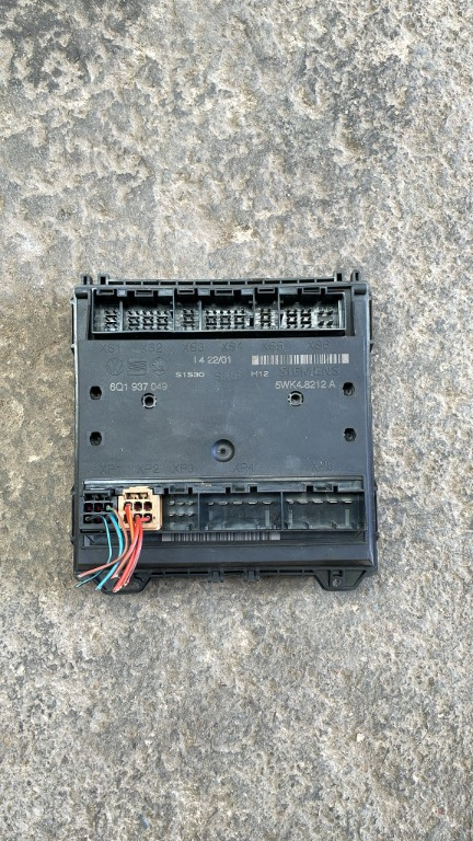 Modul calculator confort Skoda Fabia 1 1.4 benzina 74kw AUB 6Q1937049 5WK48212A