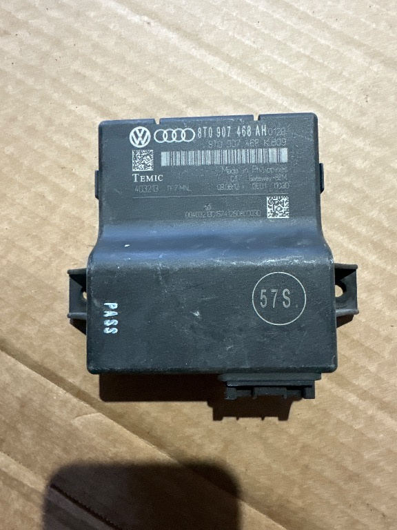 Modul calculator control central Gateway 8T0907468AH Audi Q5