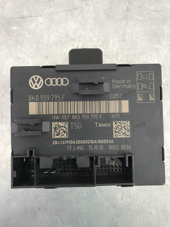 Modul confort Audi A4 B8 Avant 2.0TDI Quattro 170cp, Manual sedan 2010 (8K0959795F)