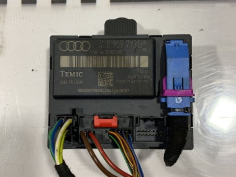 Modul confort usa stanga fata Audi Q7 cod 4L0 959 793 B