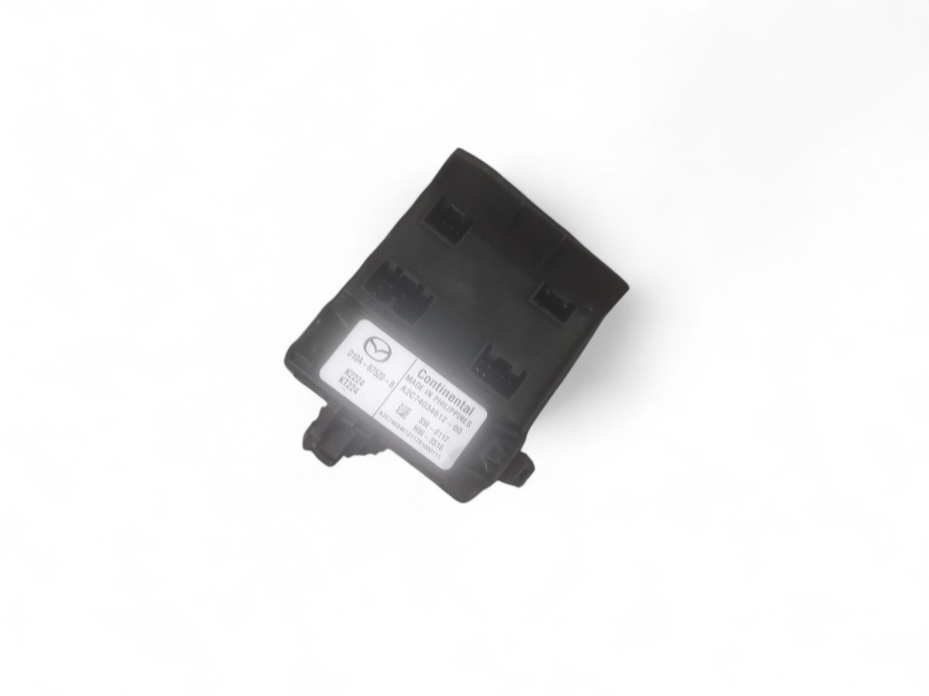 Modul control ECU Mazda CX3 Skyactiv 2.0 benzina 121 de cai motor PE PEXT PEXB an 2017 cod D10A-675Z0-B