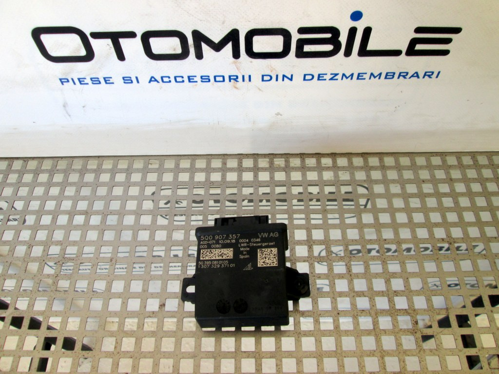 Modul control lumini Volkswagen Passat B8 combi: 5Q0907357 [Fabr 2014–2019]