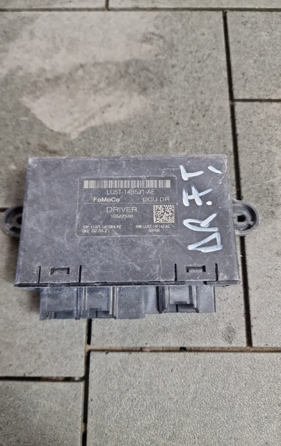 Modul control usa fata dreapta Cod: LU5T-14B531-AE