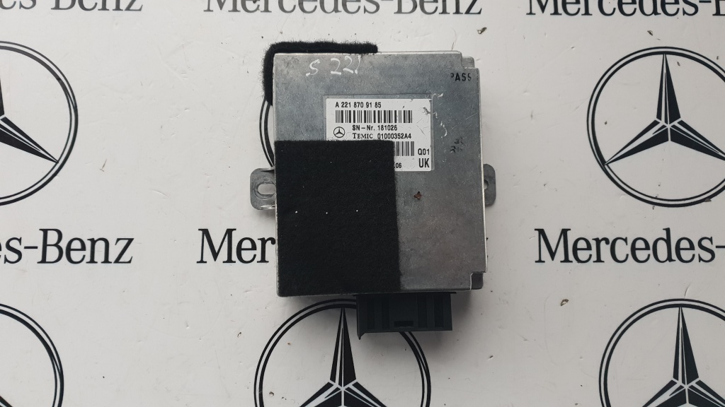 Modul de comanda a comenzi vocale Mercedes S class W221 A2218709185