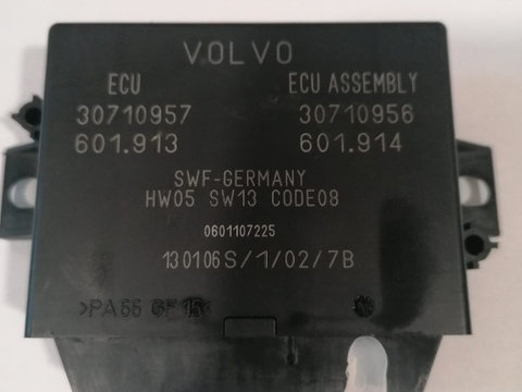 Modul ECU Volvo XC90 2.4D 2006 cod 30710957