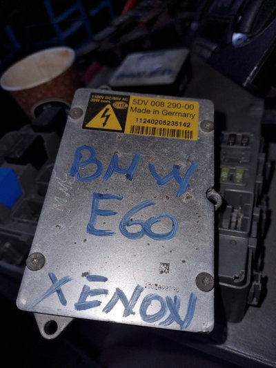 Modul far xenon Bmw E60 din 2006 cod 5DV008290-00
