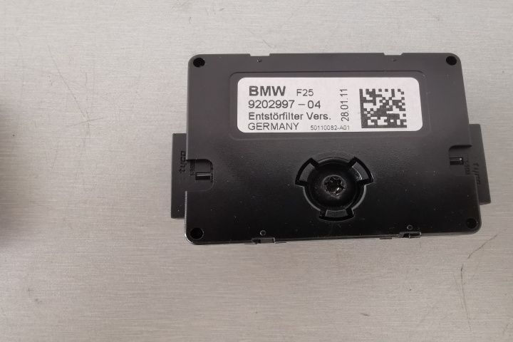 Modul Filtru Antena Modul Filtru Antena Bmw X3 X4 F25 F26 Cod 9202997 Cod 9202996 9202997 BMW X3