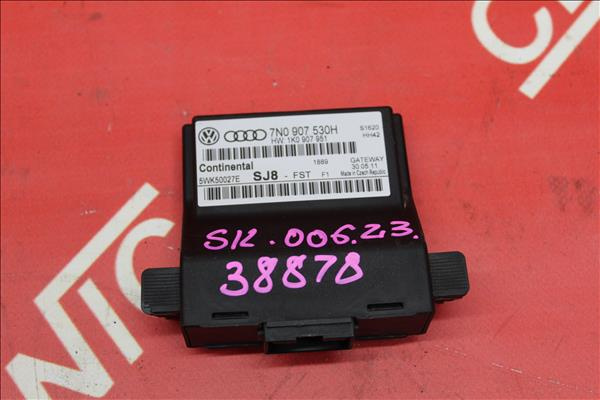 Modul Gateway SKODA SUPERB combi (3T5) 2.0 TDI 16V CFFB