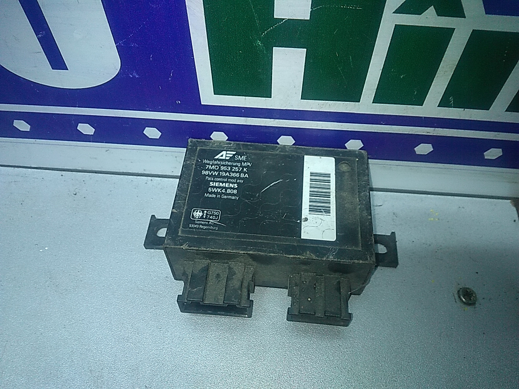 Modul imobilizator Volkswagen Sharan 7M 2001-2010