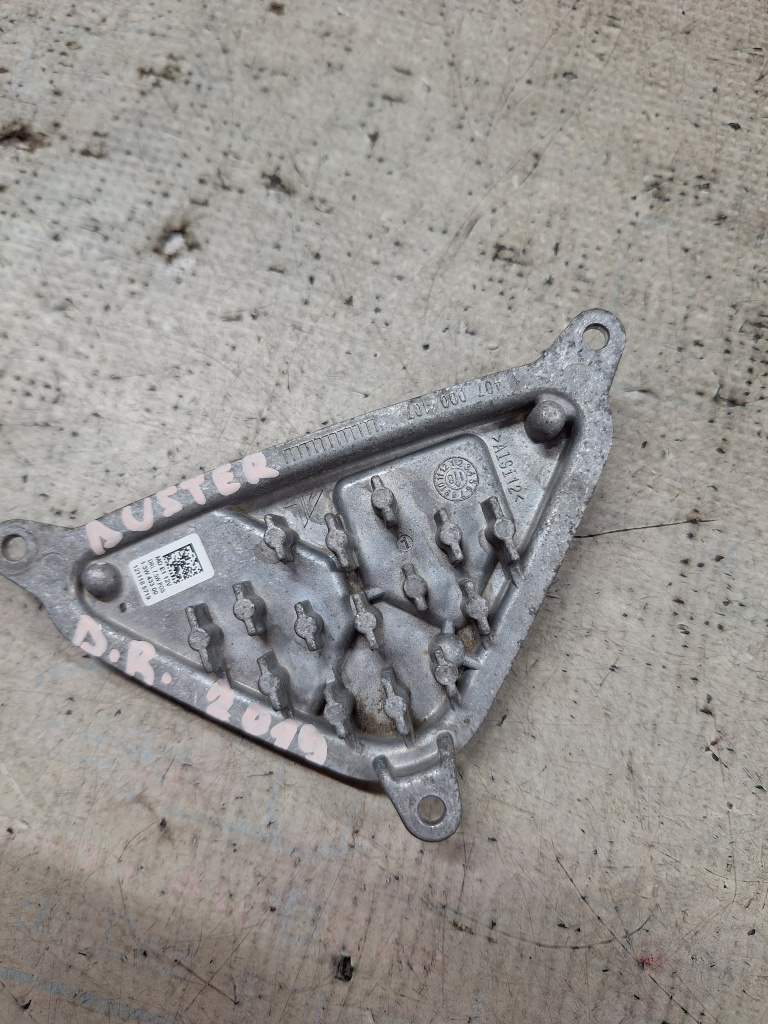 Modul led dreapta Dacia Duster - Benzina 2019, 1211185719 / 1407000407