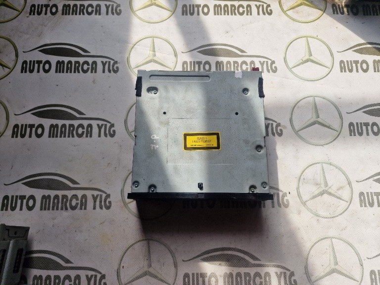 Modul MMI Volkswagen Touareg 7P cod 7P6035670B