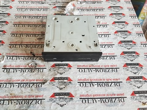 Modul navigatie Audi A8 4e cod piesa: 4E0919887L