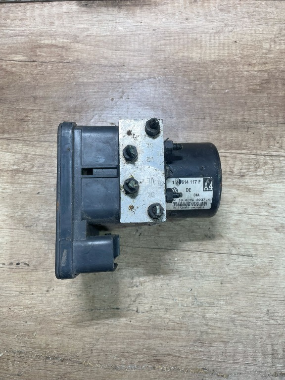 Modul pompa ABS VOLKSWAGEN BORA (1J2) [ 1998 - 2013 ] TDI (AGR, ALH) 66KW|90HP OEM 1J0614117F / 1C0907379J