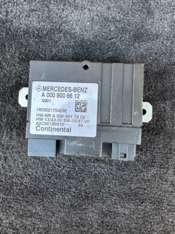 Modul pompa combustibil Mercedes A0009006612