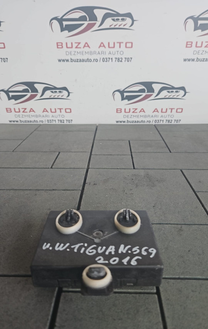 Modul portiera Cod: 5Q0959393B Volkswagen VW Tiguan 2 AD1 [2016 - 2020] Crossover 5-usi 2.0 TDI 4Motion MT (150 hp)