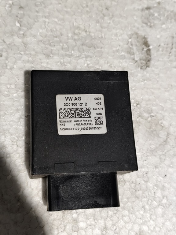 Modul releu pompa combustibil 3Q0906121B Audi Q3 8U 2.0 TDI quattro 177 cai