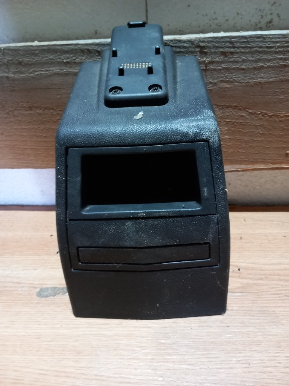 Modul Telefon + Scrumiera Opel Astra H Model 2006-2014 Cod: 13187903