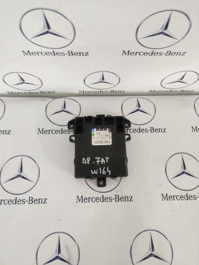 Modul usa dreapta fata Mercedes GL X164 A164820732