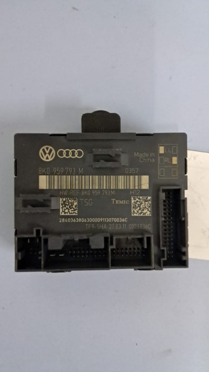 Modul usa stanga fata Audi A4 B8 A5 Q5 cod 8K09597