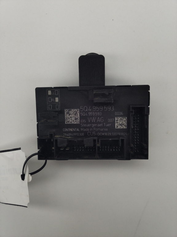 Modul usa stanga fata Skoda Octavia 3 an 2016 cod piesa 5q4959593