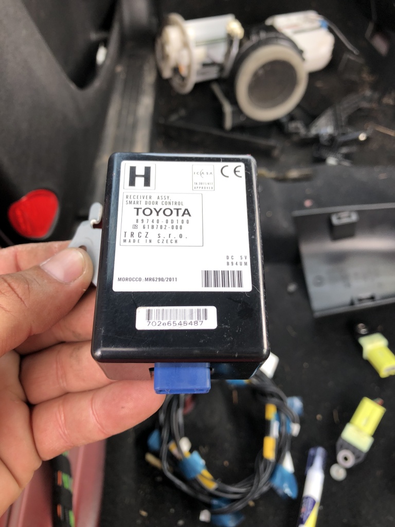 Modul usi keyless go toyota yaris hybrid din 2016 89740-0D100