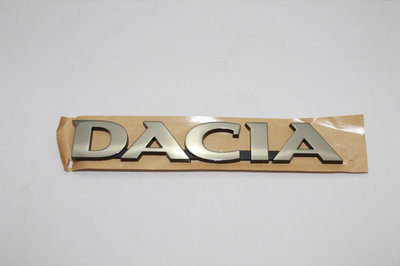 Monograma "DACIA" pentru Logan