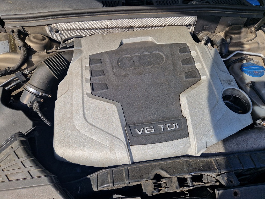 Motor 2.7 tdi CGKA 190 CP Audi A4 B8 Euro 5