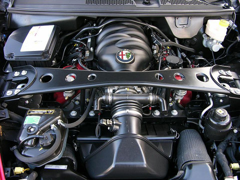 Motor Alfa Romeo 4.7 Benzină (4691 ccm) AR8C