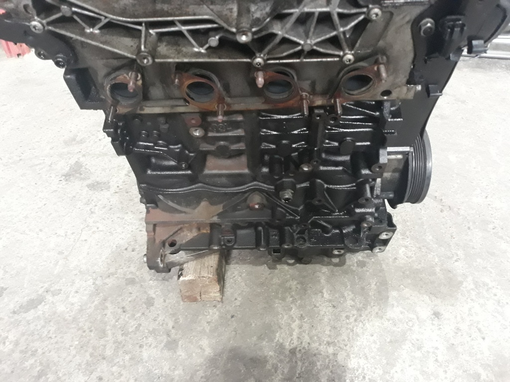 Motor complet Audi A4 B8 2.0 TDI 143 cai
