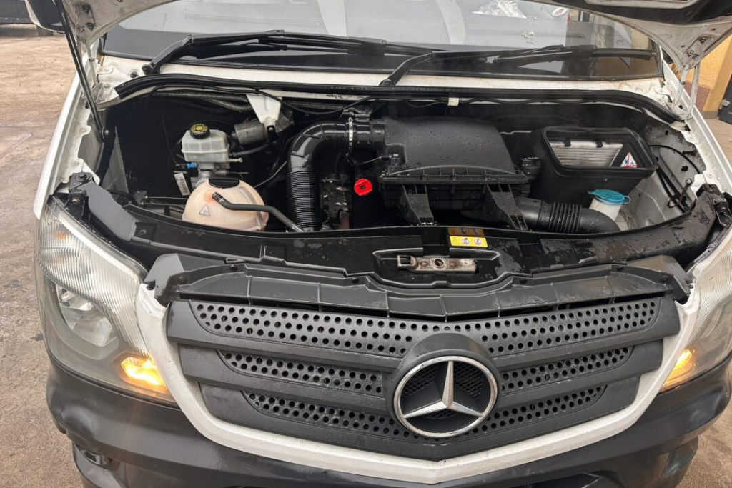 Motor complet cu cutie 651 Mercedes Spri
