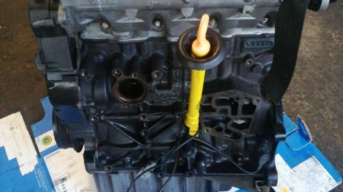 Motor complet fără anexe Audi a4 b7 2.