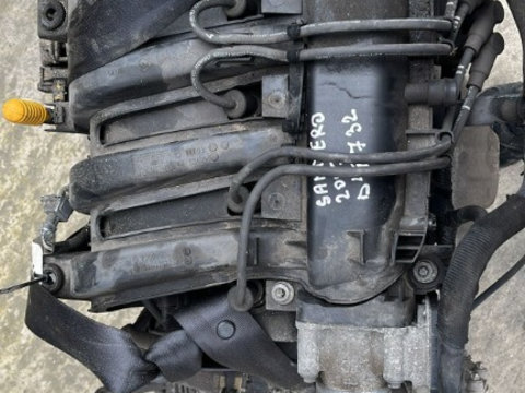 Motor complet fără anexe Dacia Sandero 2 1.2B 2013 D4F732