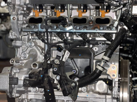 Motor complet fara accesorii M20A XM20A-E92CG Toyota 2.0 benzina hybrid 12.000 KM