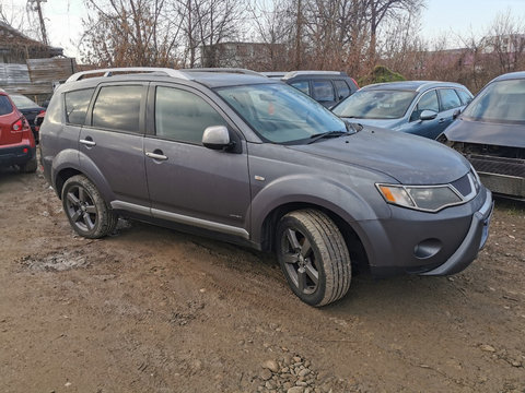 Motor complet, fara accesorii Mitsubishi Outlander 2.2 cod 4HN 2010