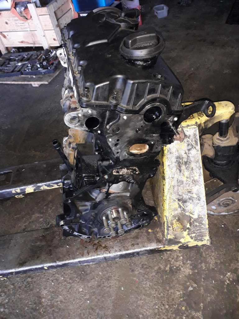 Motor Complet Fara Accesorii VW Passat B